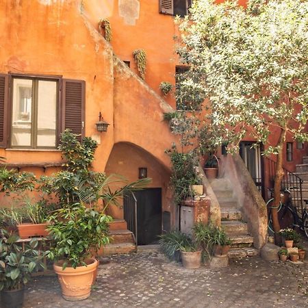 The Red House At Arco Degli Acetari Рим Экстерьер фото